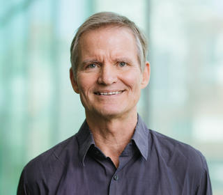 Faculty portrait of Curtis Macomber