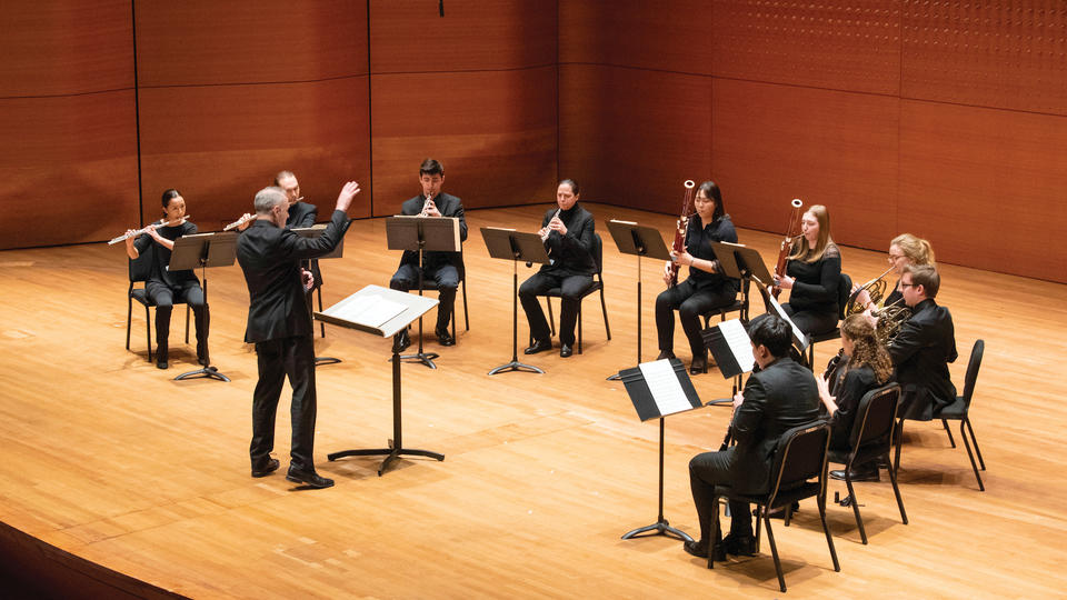Juilliard Wind Orchestra Conducted by Alan Kay