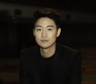 Jae Lee faculty portrait