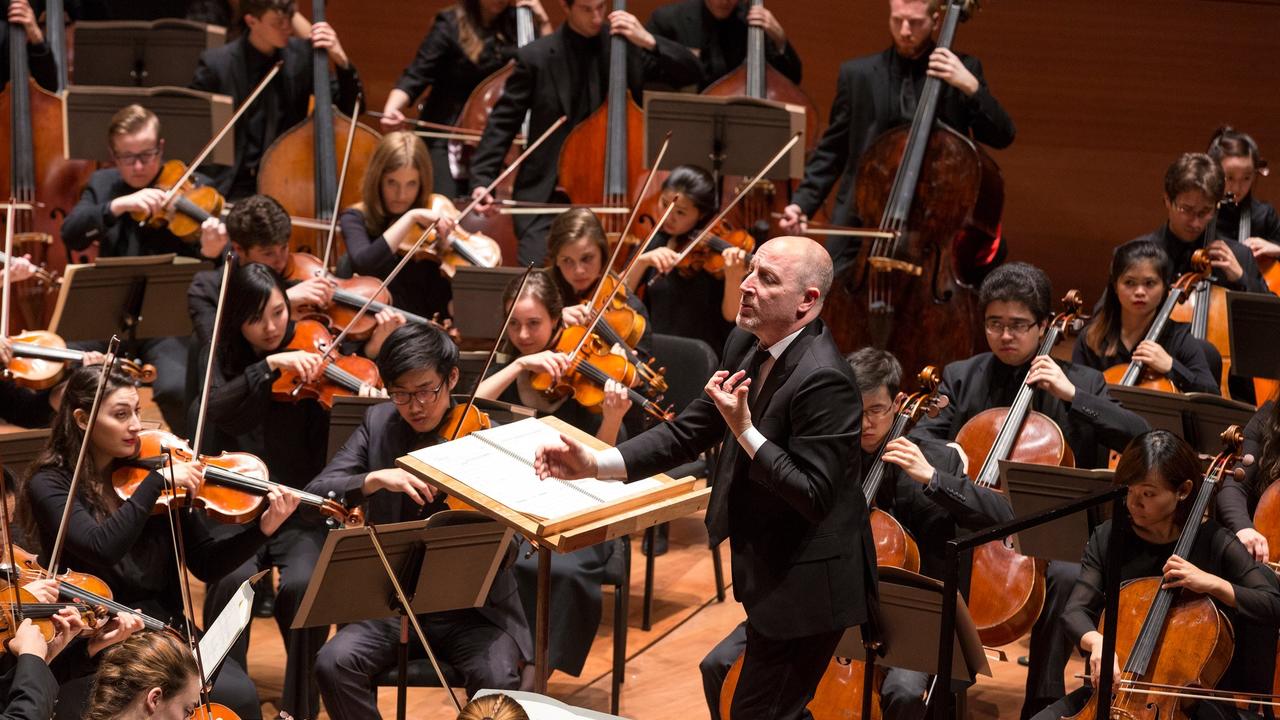 Conductor Jeffrey Milarsky and the Juilliard Orchestra