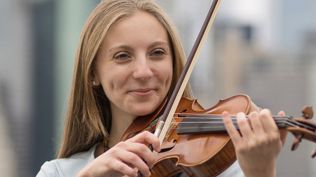 Alexandra Woroniecka, Violin