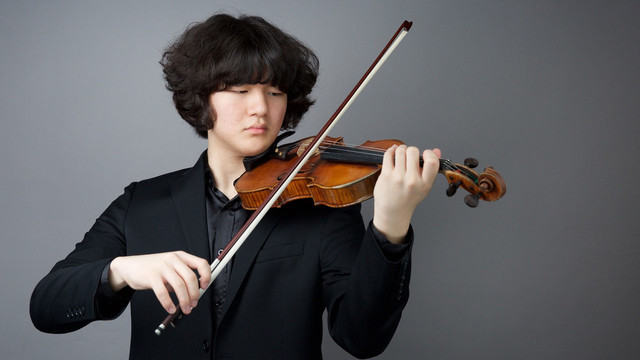 Bobby Boogyeom Park, Violin