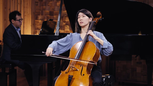 Loa Kyounghee Cho, Cello